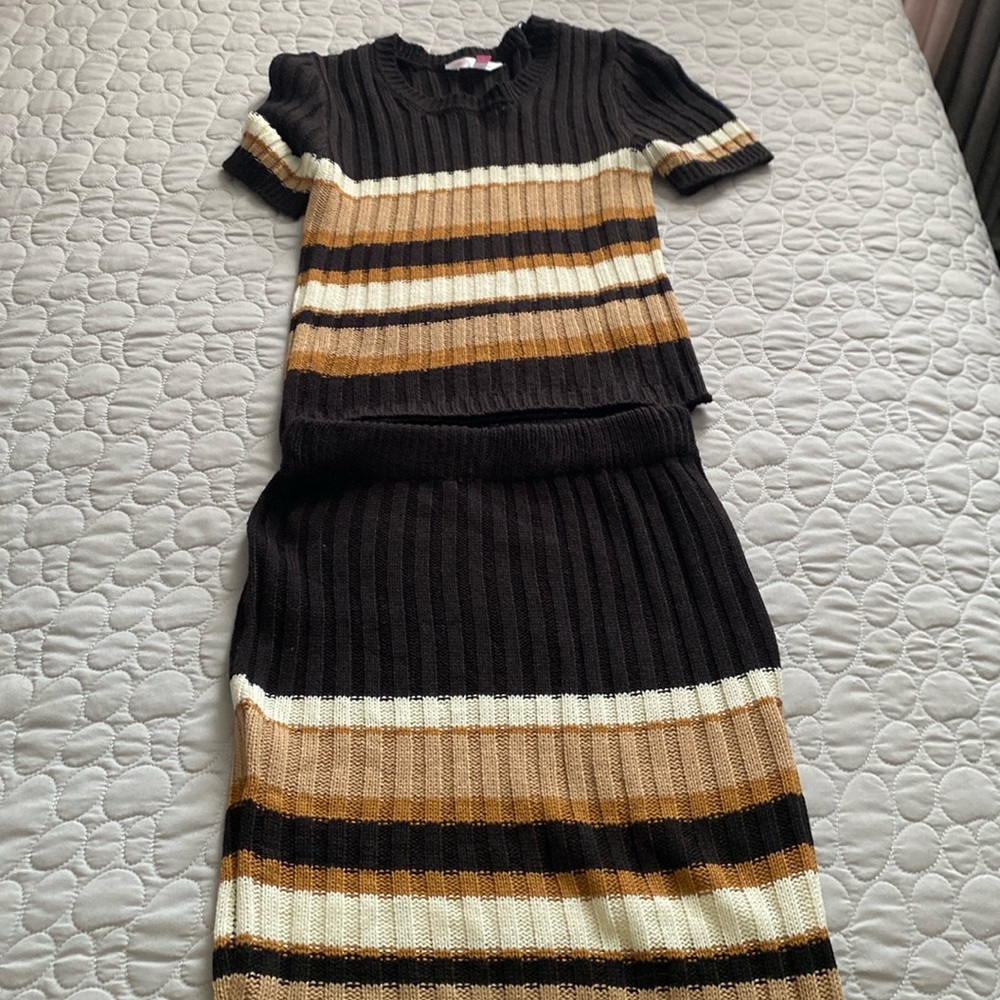 Two piece matching knit set
